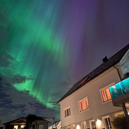 Apartment Ulsteinvik Esterno foto
